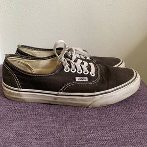 black authentic vans
